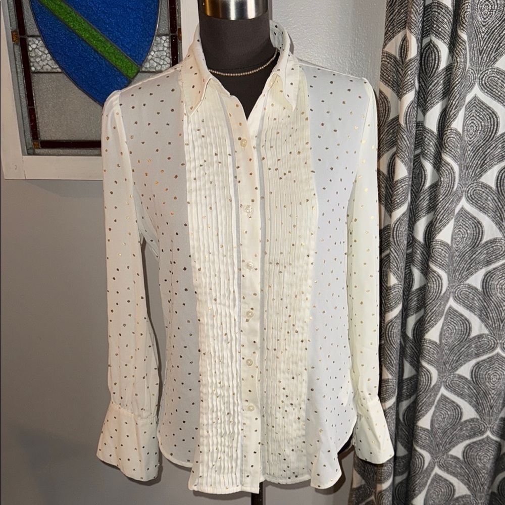 Untuckit For Her Pleated Button Down Shirt SZ 2